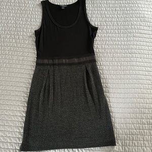 Banana Republic Sleeveless Black Dress - Size 2